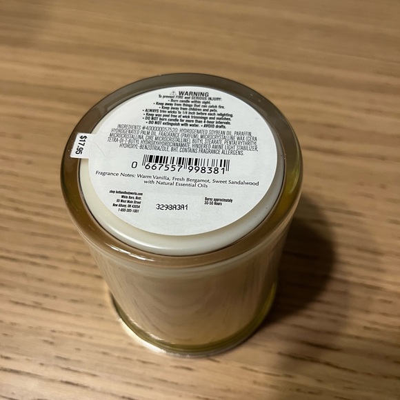 Bath & Body Works Single Wick Candle. Mahogany Teakwood. - Picture 3 of 3